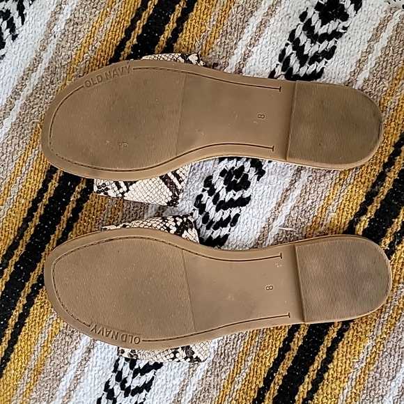 Old Navy Snake Print Sandals - Picture 4 of 5